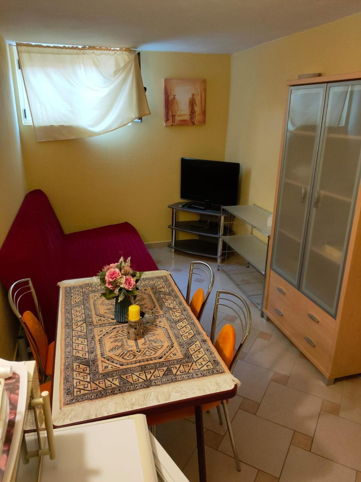 Apartaments Remi Starigrad Paklenica Exterior photo