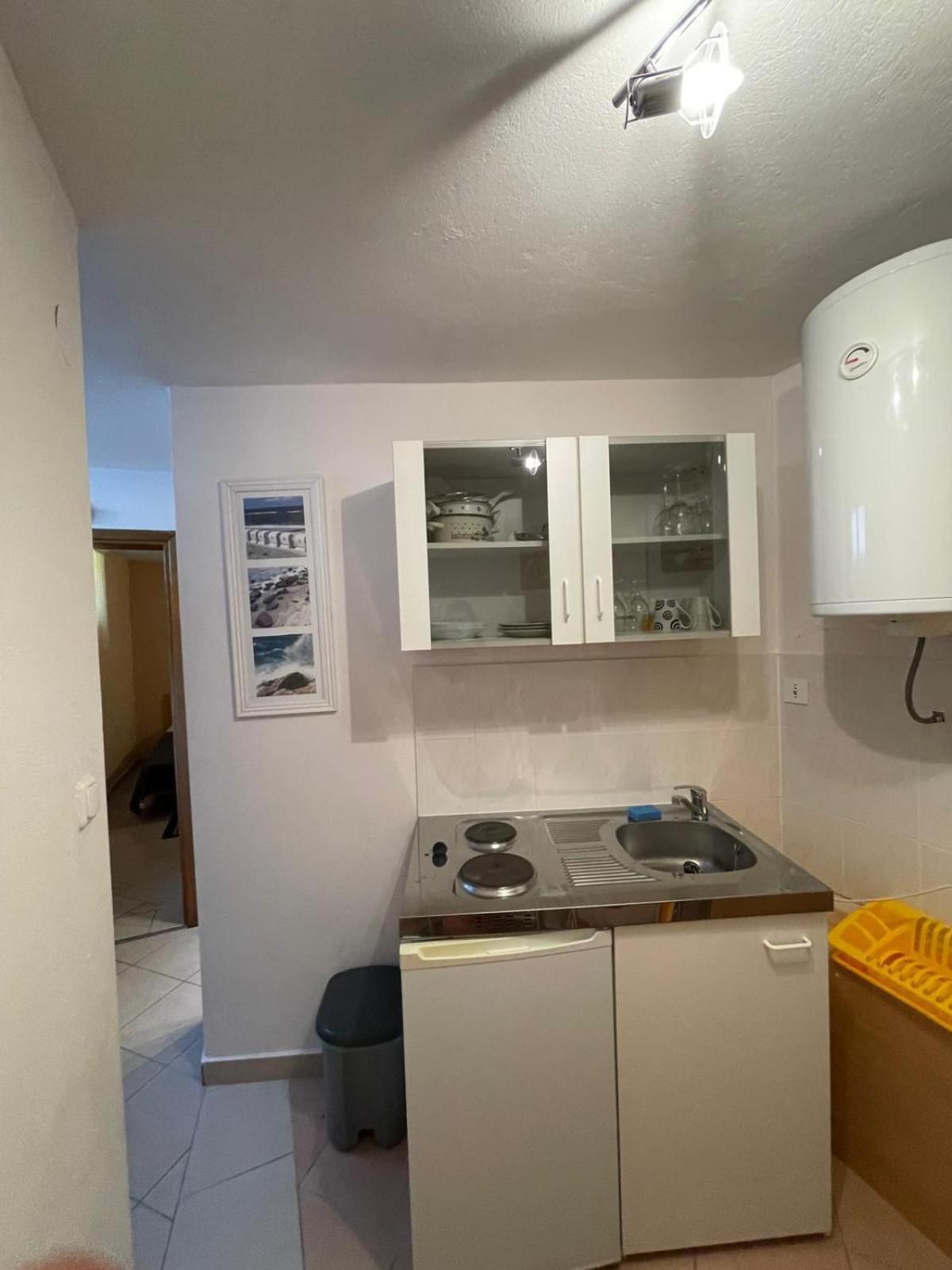 Apartaments Remi Starigrad Paklenica Exterior photo