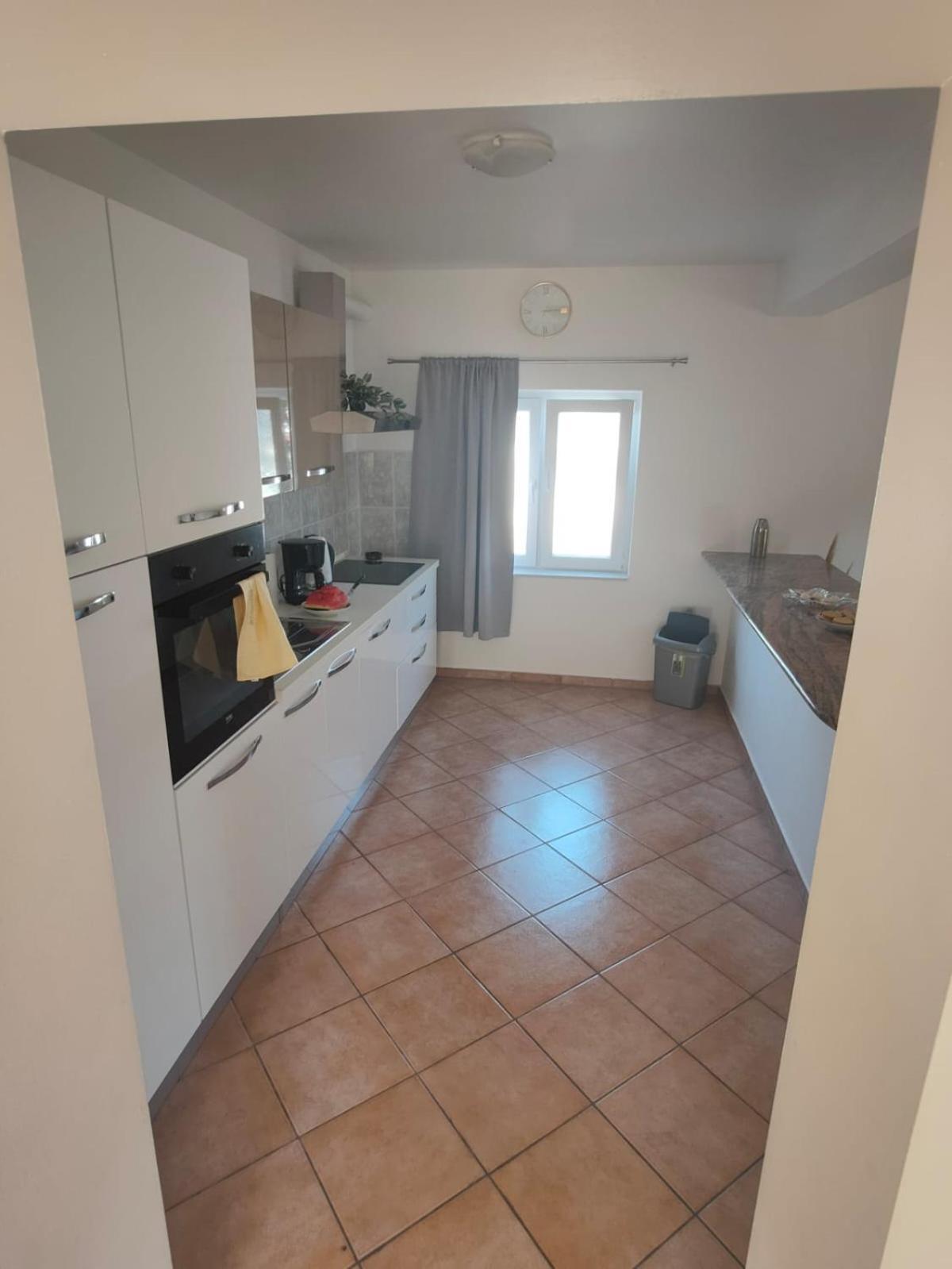 Apartaments Remi Starigrad Paklenica Exterior photo