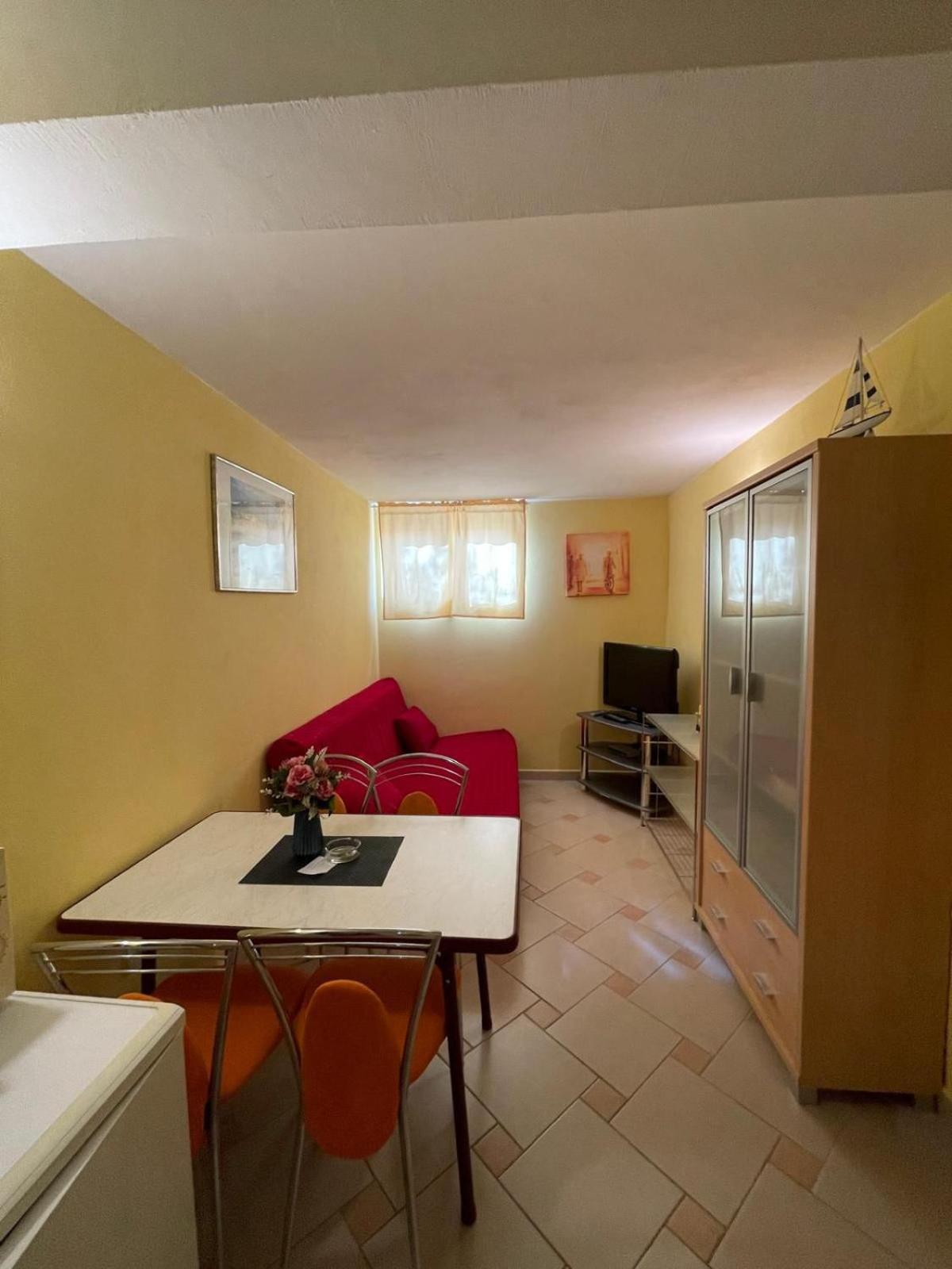 Apartaments Remi Starigrad Paklenica Exterior photo